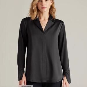 Rhone Black Shirt Size Medium Work Party Blouse Coach Sports Pro Uniform Sweat